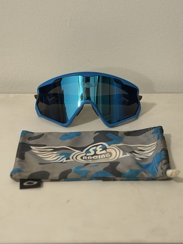 Limited edition oakley - limited,