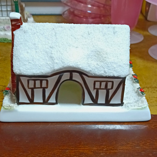 Coalport christmas cottage - coalport,