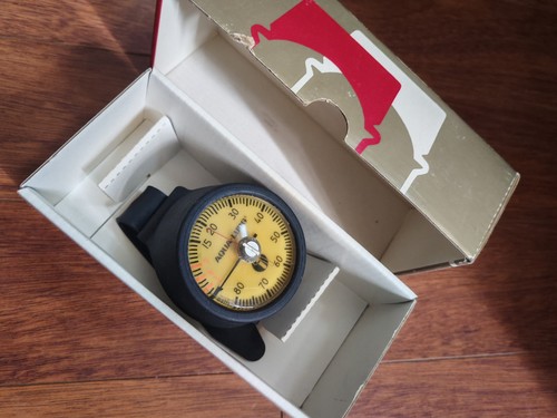 Uwatec vintage anatomic divers - uwatec,