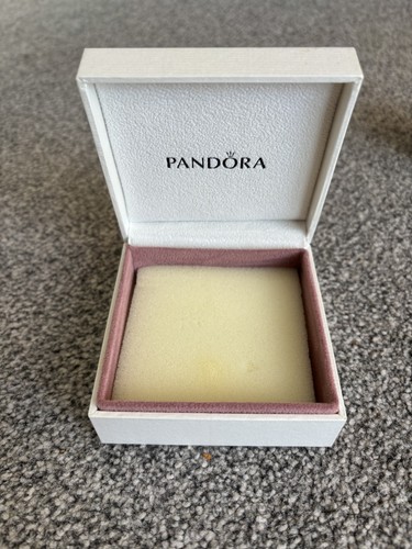 Pandora gift box empty - gift, white