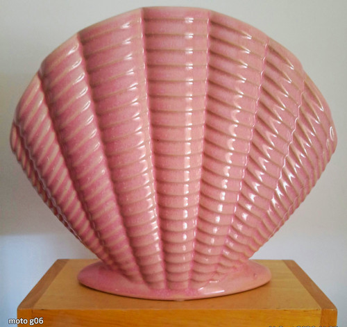 Art deco retro shell vase - deco,