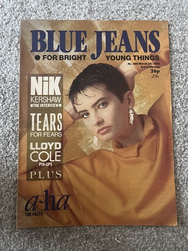 Blue jeans magazine - blue,