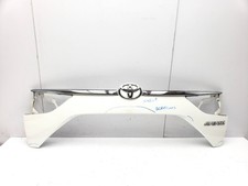 TOYOTA AVENSIS T270 TAILGATE BOOT LID COVER TRIM IN WHITE 76811-05140 2017