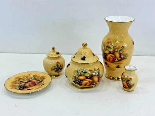 Aynsley orchard gold piece - 5,