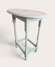 Cottage Style Side/Entranceway