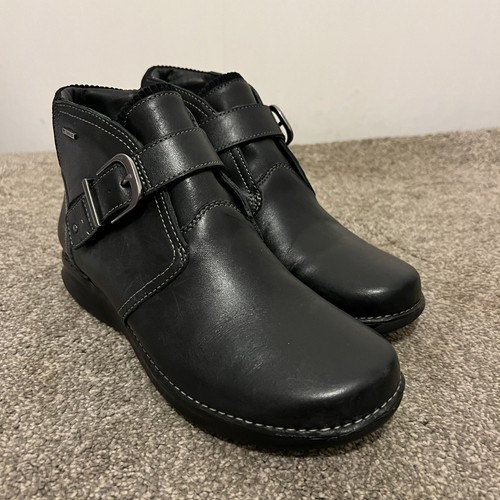 Clarks size d - size, 4