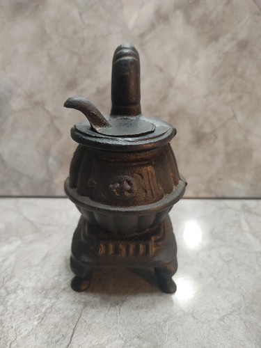 Antique salesman sample pot - salesman,