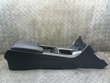 JAGUAR XE CENTRE CONSOLE ARMREST GX73045J40AD X760 2015 - 2024
