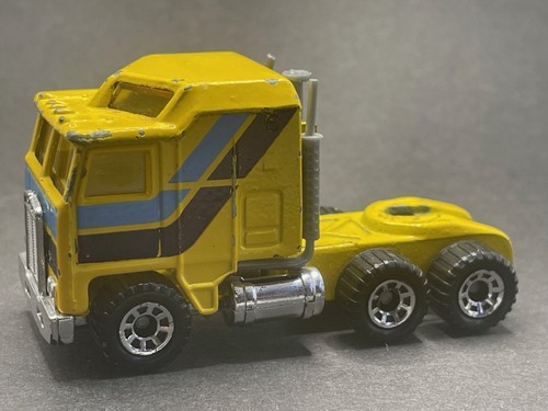 Matchbox 1981 kenworth - matchbox,