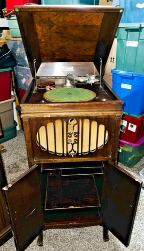 Antique 1920 brunswick - antique, 1920's