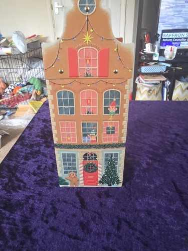 Musical christmas tin decor - musical,