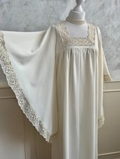 Vintage 1970's Cream