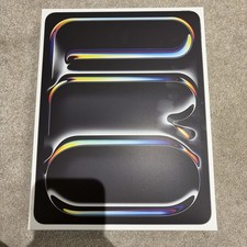 NEW - APPLE  iPAD PRO 13 -