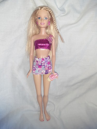 Vintage 2007 beach fun barbie - 2007,