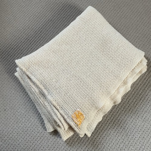 Vintage pure wool cellular - wool,