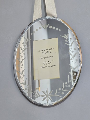 Laura ashley hanging venetian - laura,