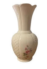 Vintage Irish Donegal Fine Bone China Parian Vase Excellent Condition