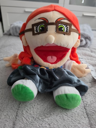 Silly puppets sarah - silly, peach