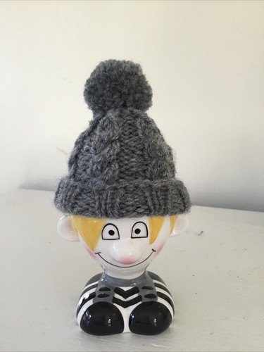 Grey cable stitch booble hat - grey,