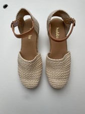 Hobbs  EU size 40 (UK 7)