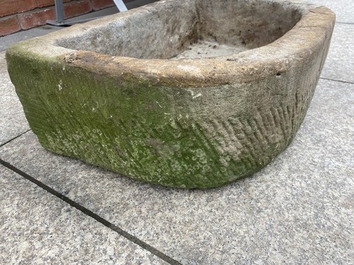 Round edge shape georgian - edge,