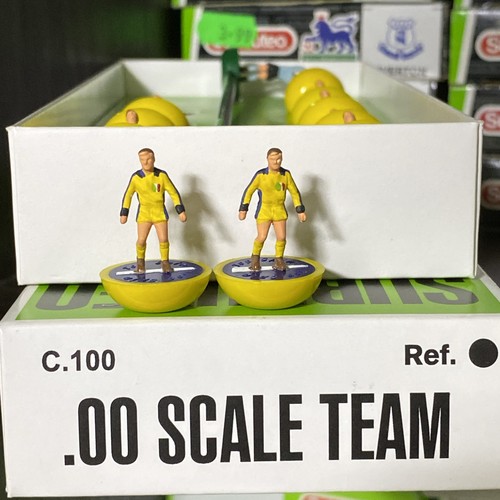 Subbuteo team - ⚽️,
