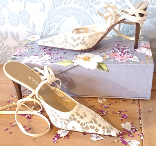 Fiorangelo cream lace pointed - lace,