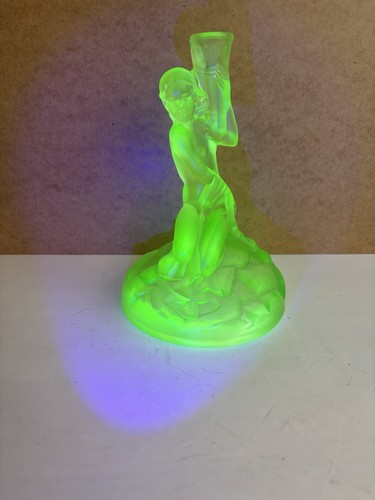 Rare art deco uranium - art,