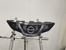 NISSAN QASHQAI FRONT GRILL 2014 5 DOOR HATCHBACK