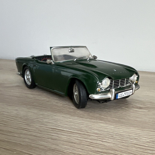 Triumph tr4 green convertible - triumph,