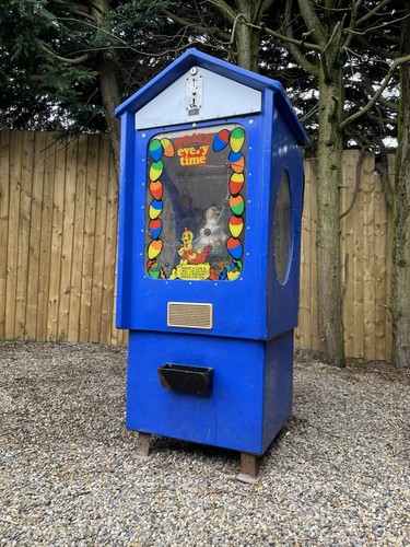 Vintage lucky eggs arcade - eggs,