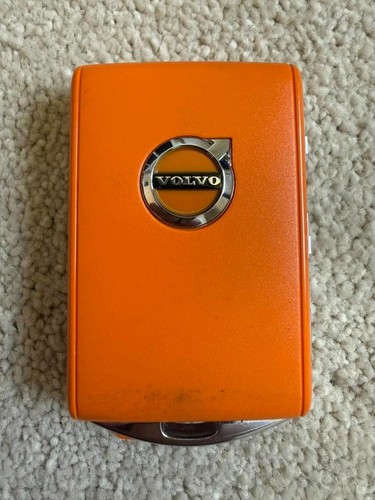 Volvo smart key fob - 4, button
