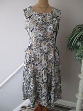 STUNNING KALIKO BLACK AND