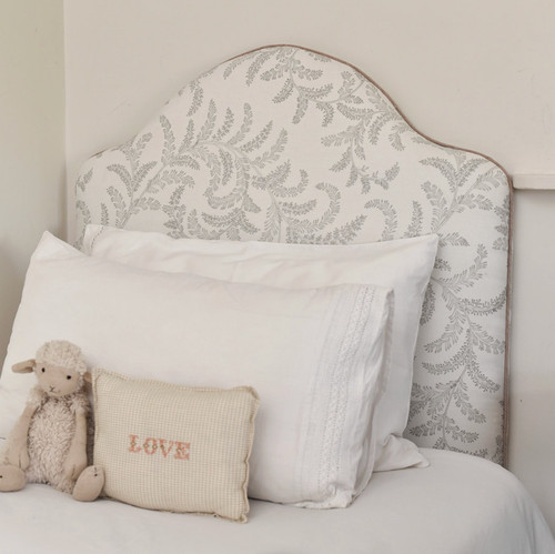 Single colefax and fowler - and,