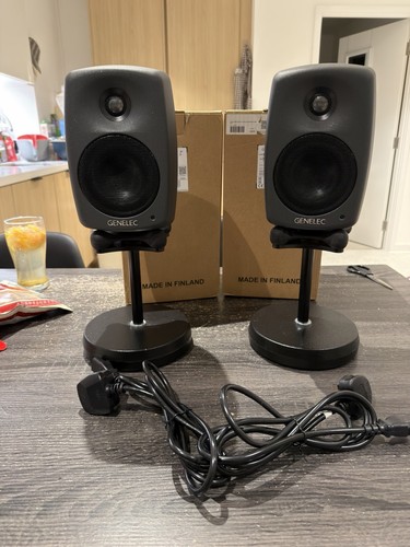 Genelec pair 8020d two - genelec,