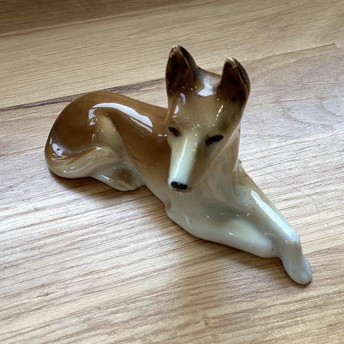 Vintage porcelain figurine - vintage, of