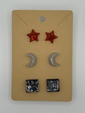 HANDMADE RESIN STUD EARRINGS STAR MOON SQUARE WHITE BLACK RED GLITTER