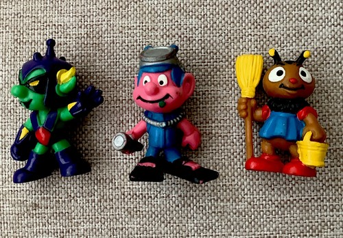 Vintage rare pvc 1983 bully - vintage,