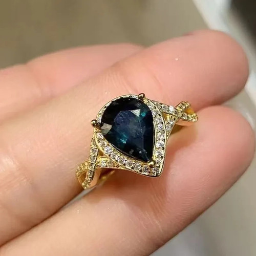 Dark green blue sapphire - dark,