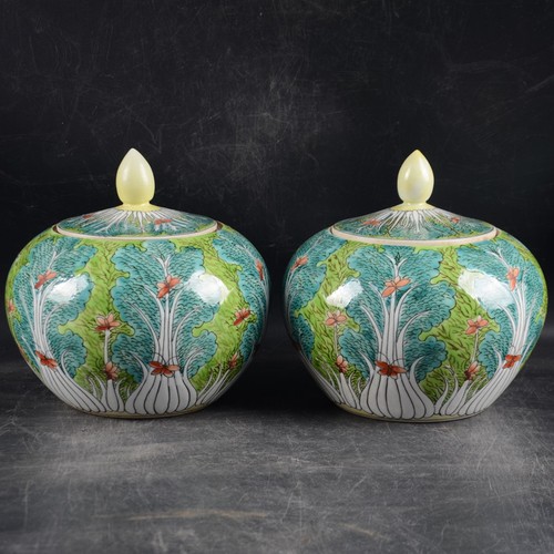Pair chinese qing qianlong - a,