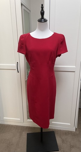 Red lined flattering - red,,