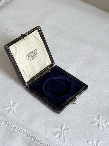 Antique john pinches - antique, london
