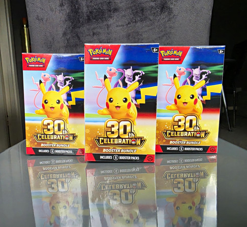 Pokémon tcg 30th - pokémon, celebration