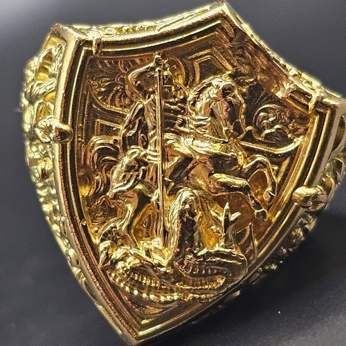 Solid 18ct gold - st, george