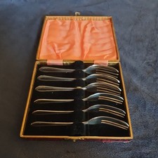 Cased Vintage EPNS - 6 Pastry