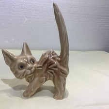 Sylvac Scared Cat, Number 1046, Excellent Condition, Matte Brown