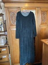 Adini Vintage Velvet Dress