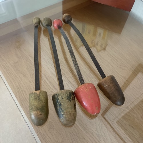 Wonderful vintage shoe trees - wonderful,