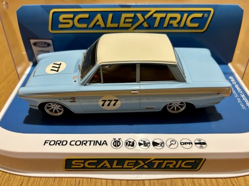 New scalextric c4330 ford - new,