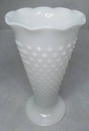 Anchor hocking milk glass - anchor,